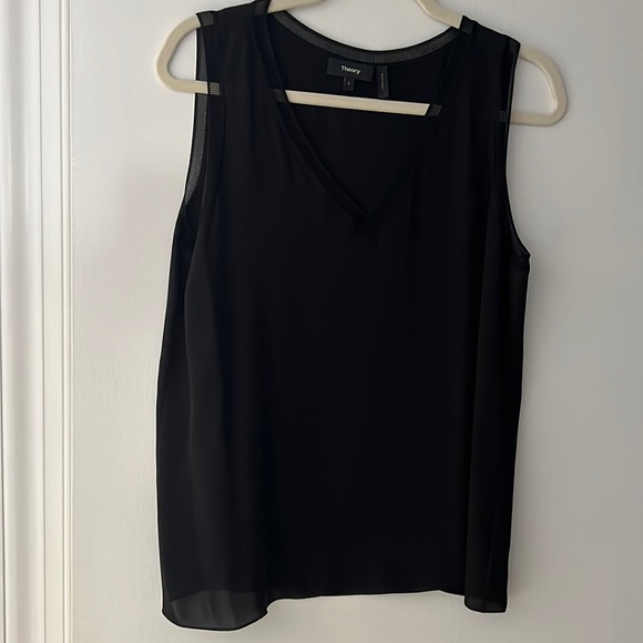 Theory Black silk V neck size Large never worn - Picture 1 of 2